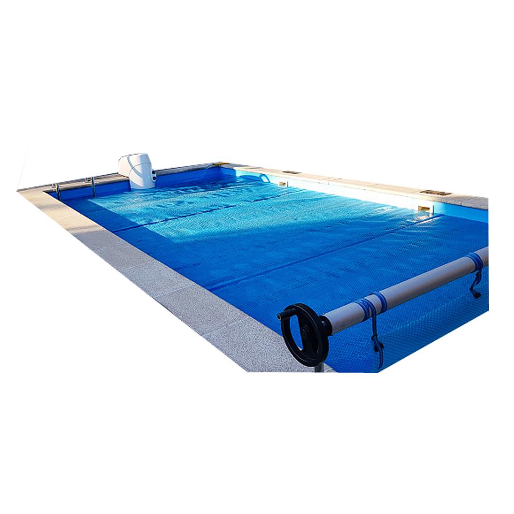 Primetarp Blue tarp cover on a swimming pool